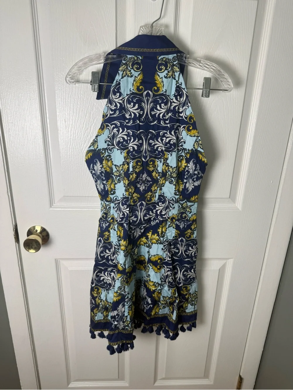 Alice + Olivia Lucy Sleeveless Mini Shirt Dress in Antique Scroll 6 - Picture 5 of 9